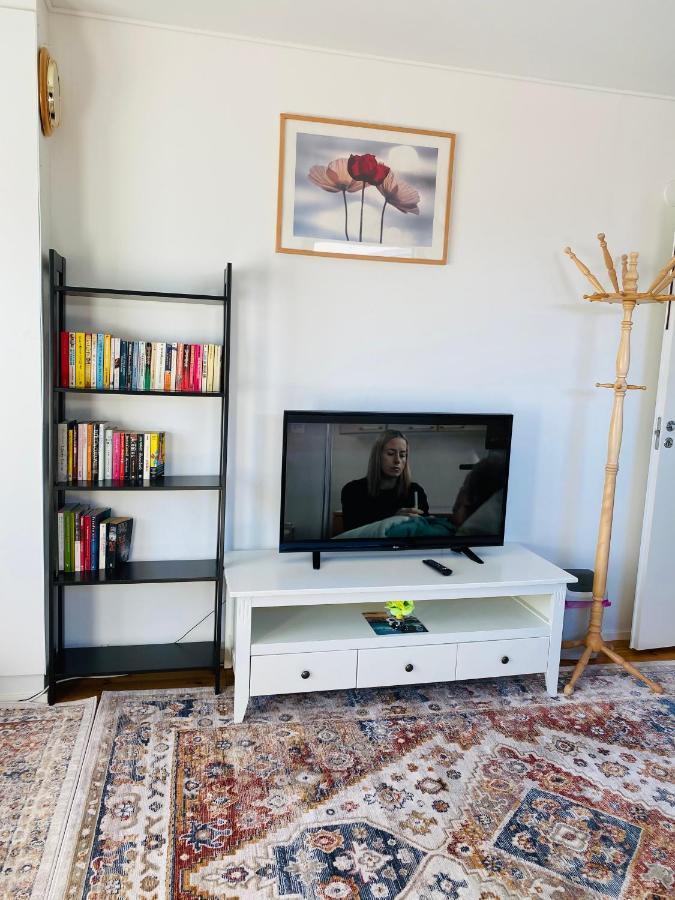 Two Bedrooms,Dining Area And Bathroom With Private Entrance Kotka Esterno foto